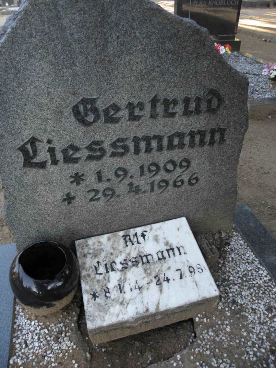 LIESSMANN Gertrud 1909-1966 :: LIESSMANN Alf 1914-1998