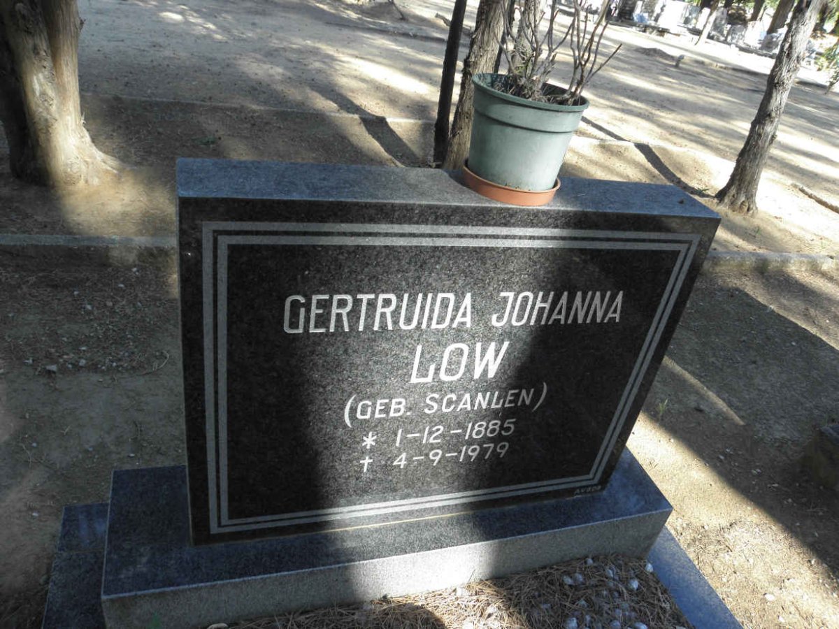 LOW Gertruida Johanna nee SCANLEN 1885-1979