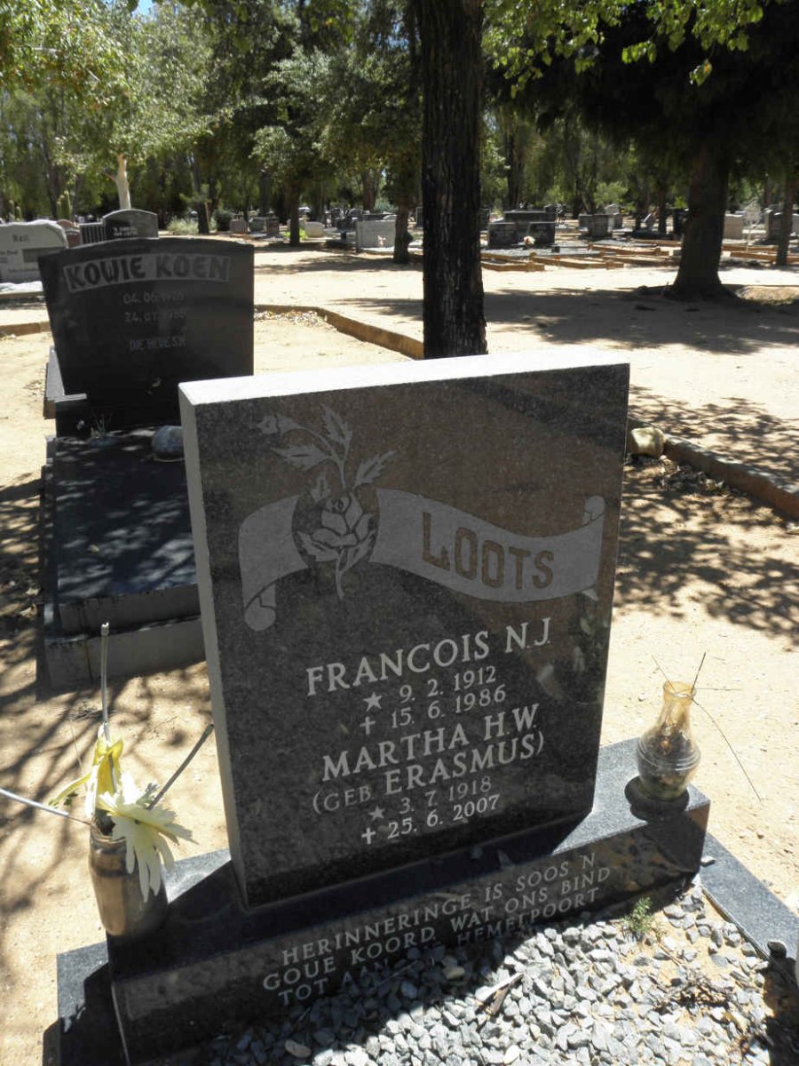LOOTS Francois N.J. 1912-1986 &amp; Martha H.W. ERASMUS 1918-2007