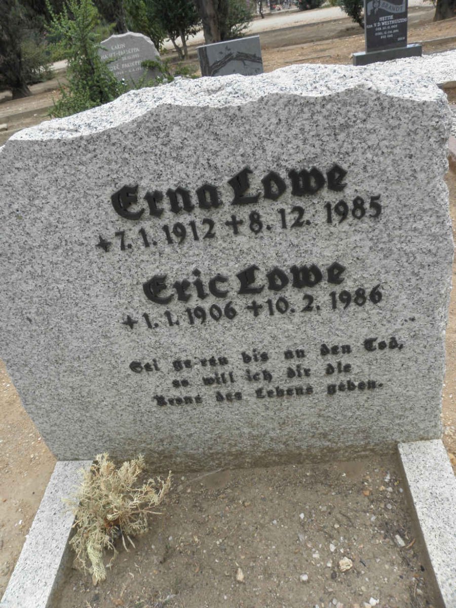 LOWE Eric 1906-1986 &amp; Erna 1912-1985