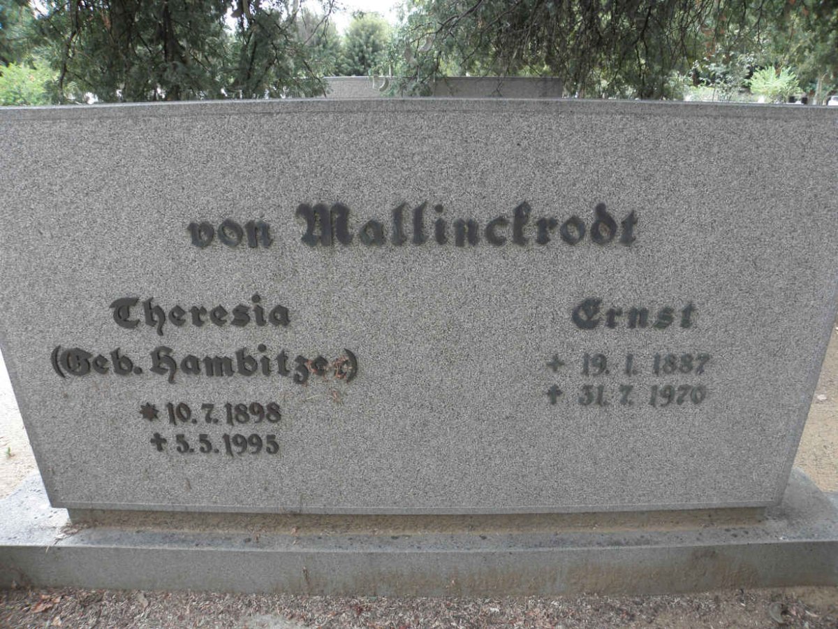 MALLINCFRODT Ernst, von 1887-1970 &amp; Theresia HAMBITZER 1898-1995