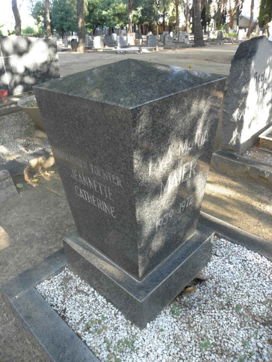 MAIER Eva Maria 1939-1972 :: MAIER Jeanette Catherine 