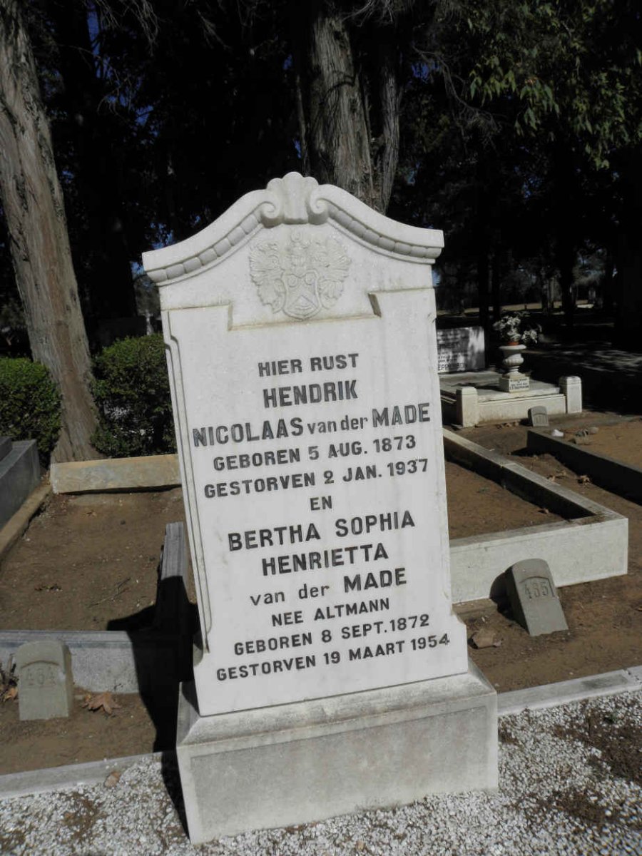 MADE Hendrik Nicolaas, van der 1873-1937 &amp; Bertha Sophia Henrietta ALTMANN 1872-1954