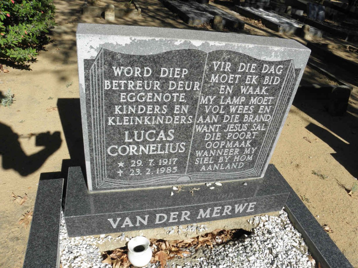 MERWE Lucas Cornelius, van der 1917-1985