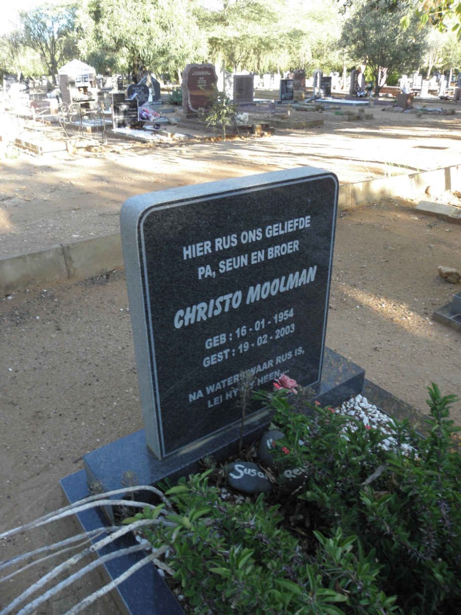 MOOLMAN Christo 1954-2003