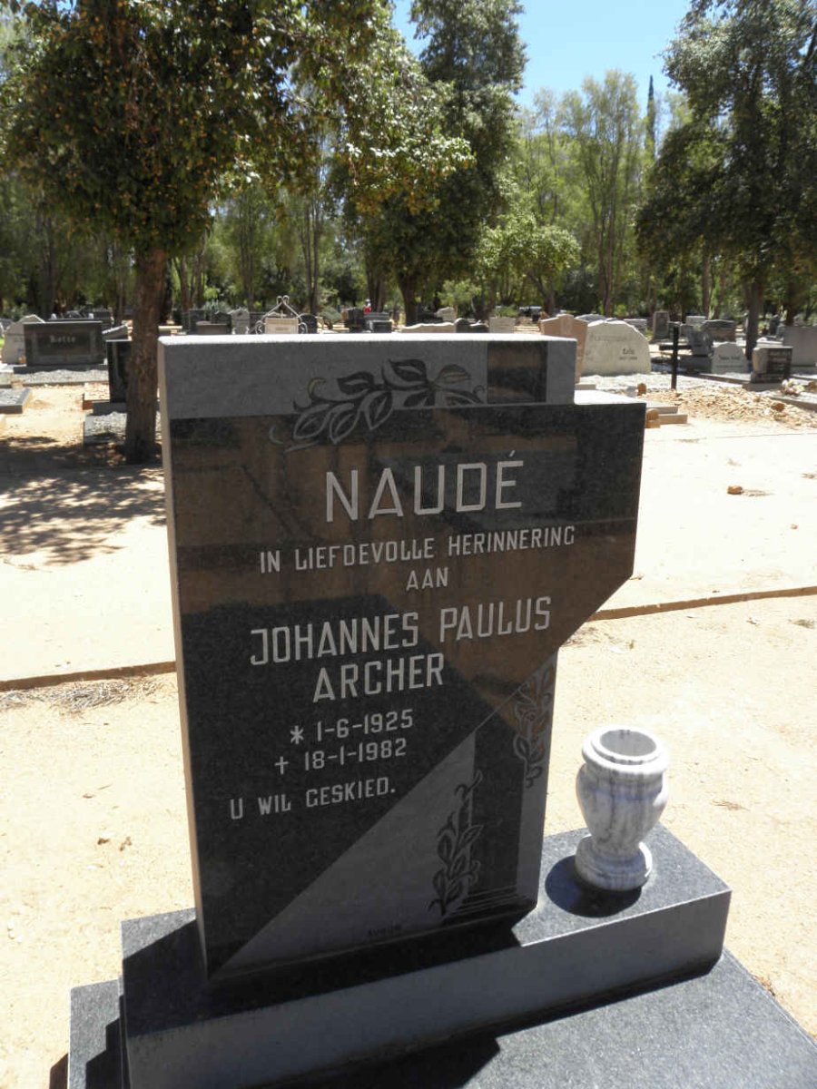 NAUDÉ Johannes Paulus Archer 1925-1982