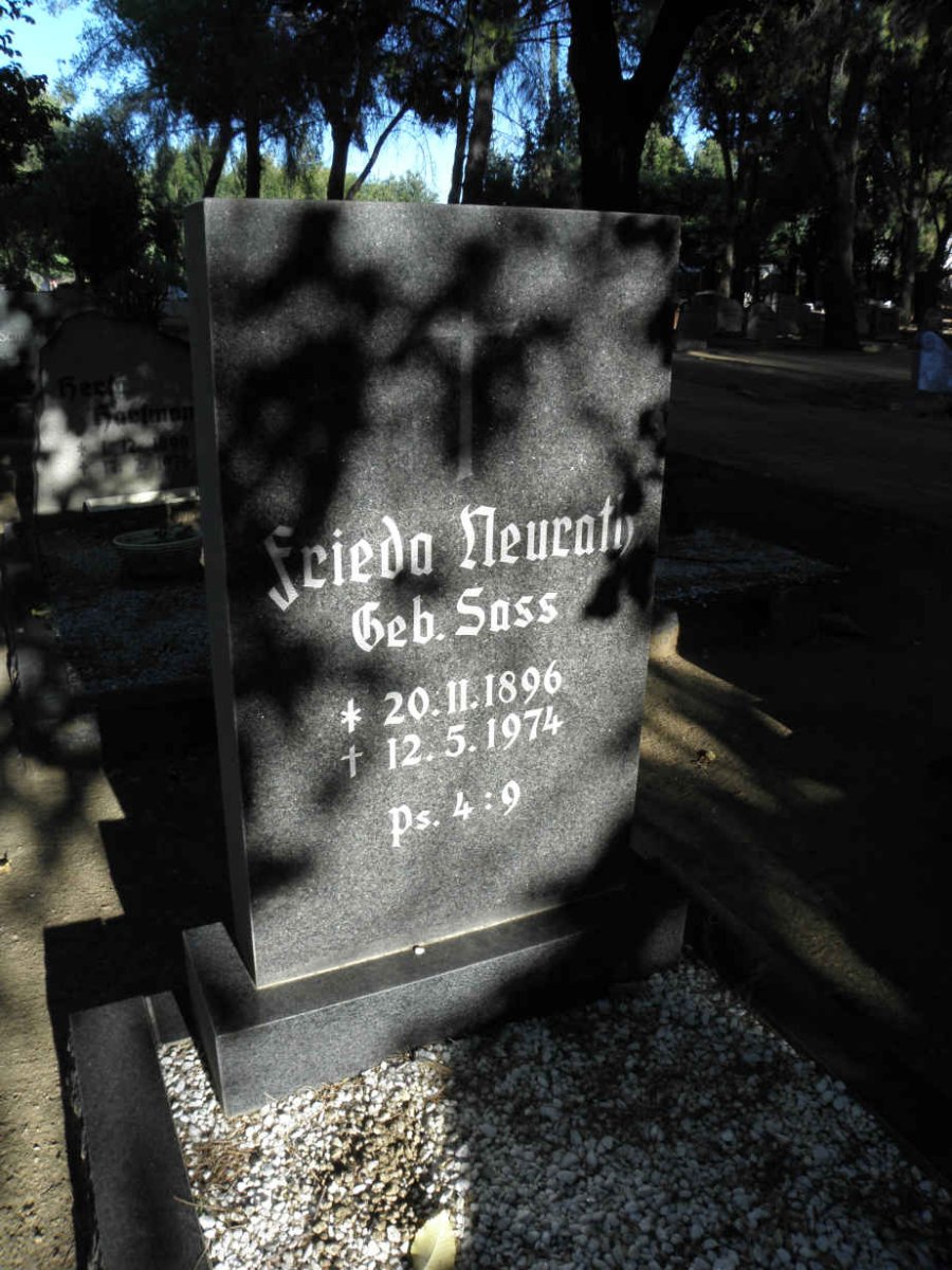 NEURATH Frieda nee SASS 1896-1974