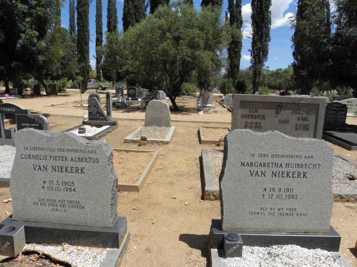 NIEKERK Cornelis Pieter Albertus, van 1905-1984 &amp; Margaretha Huibrecht 1911-1992