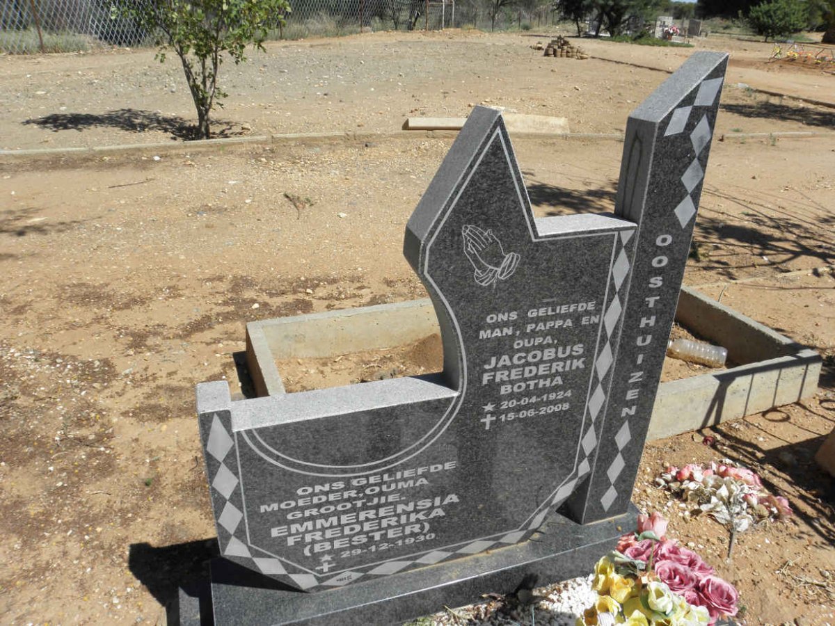 OOSTHUIZEN Jacobus Frederik Botha 1924-2008 &amp; Emmerensia Frederika BESTER 1930-