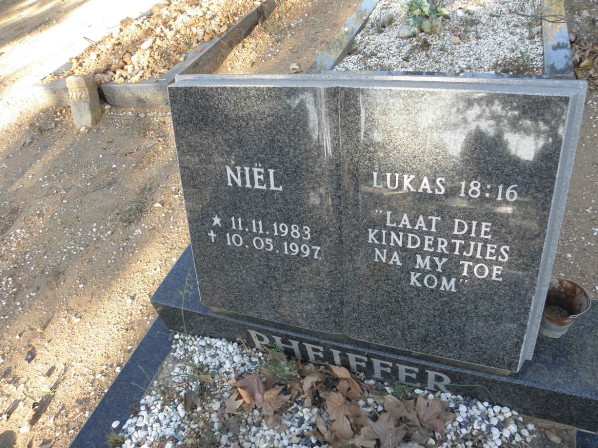 PHEIFFER Niël 1983-1997