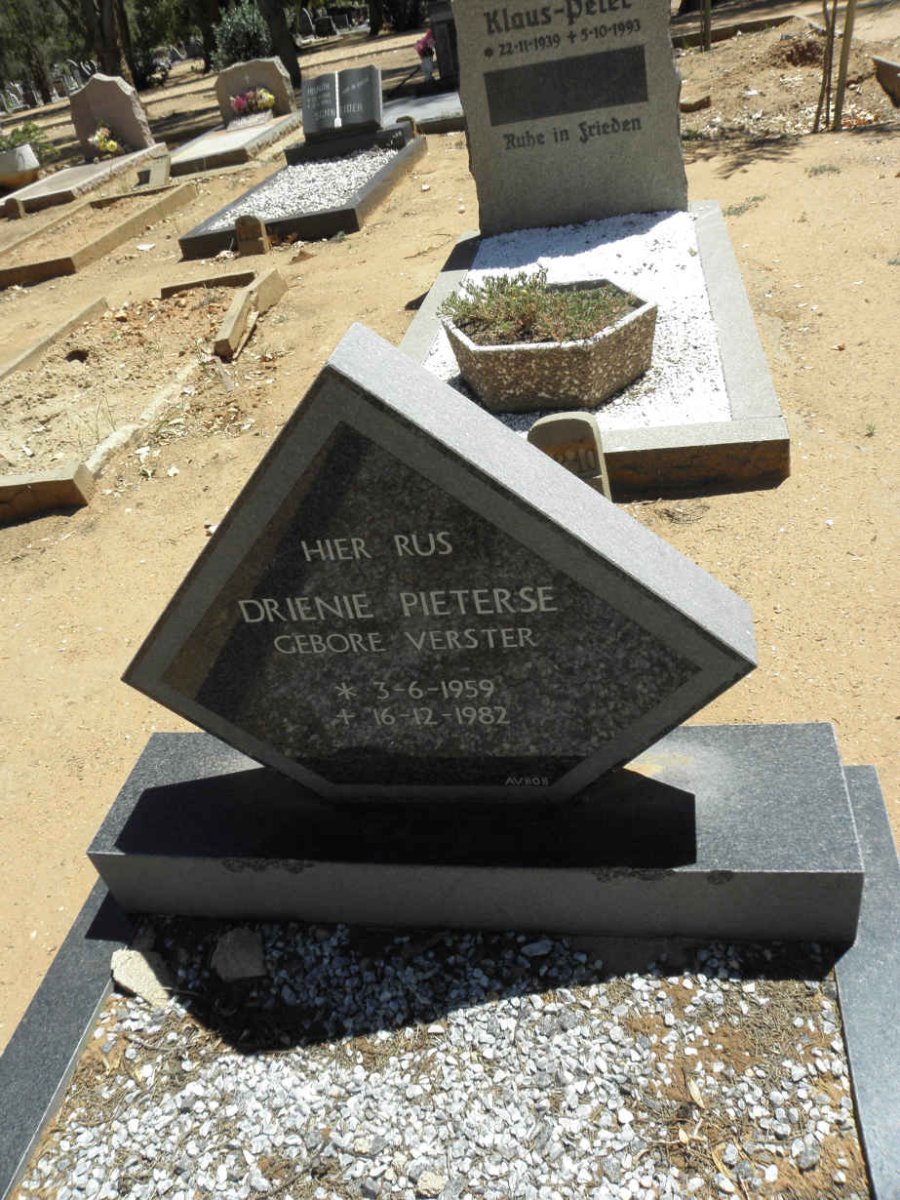 PIETERSE Drienie nee VERSTER 1959-1982