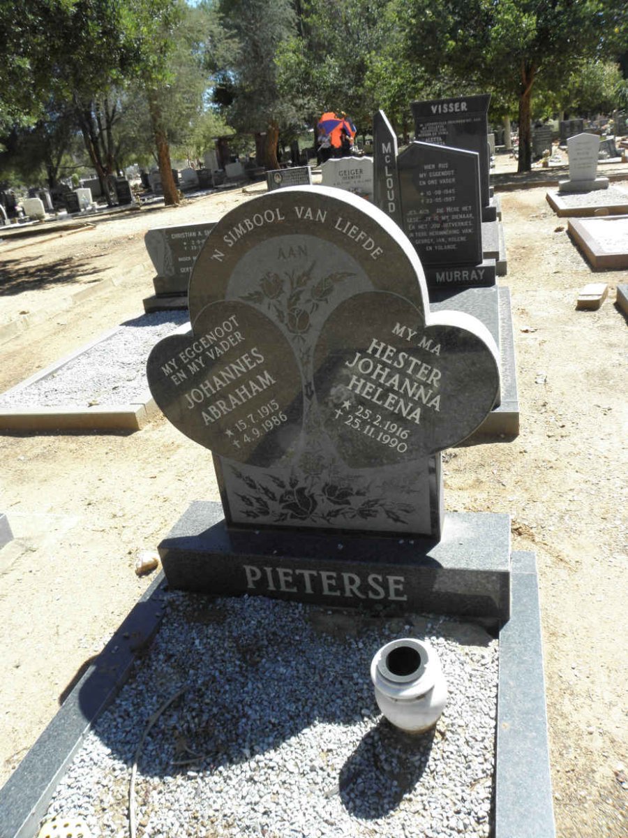 PIETERSE Johannes Abraham 1915-1986 &amp; Hester Johanna Helena 1916-1990