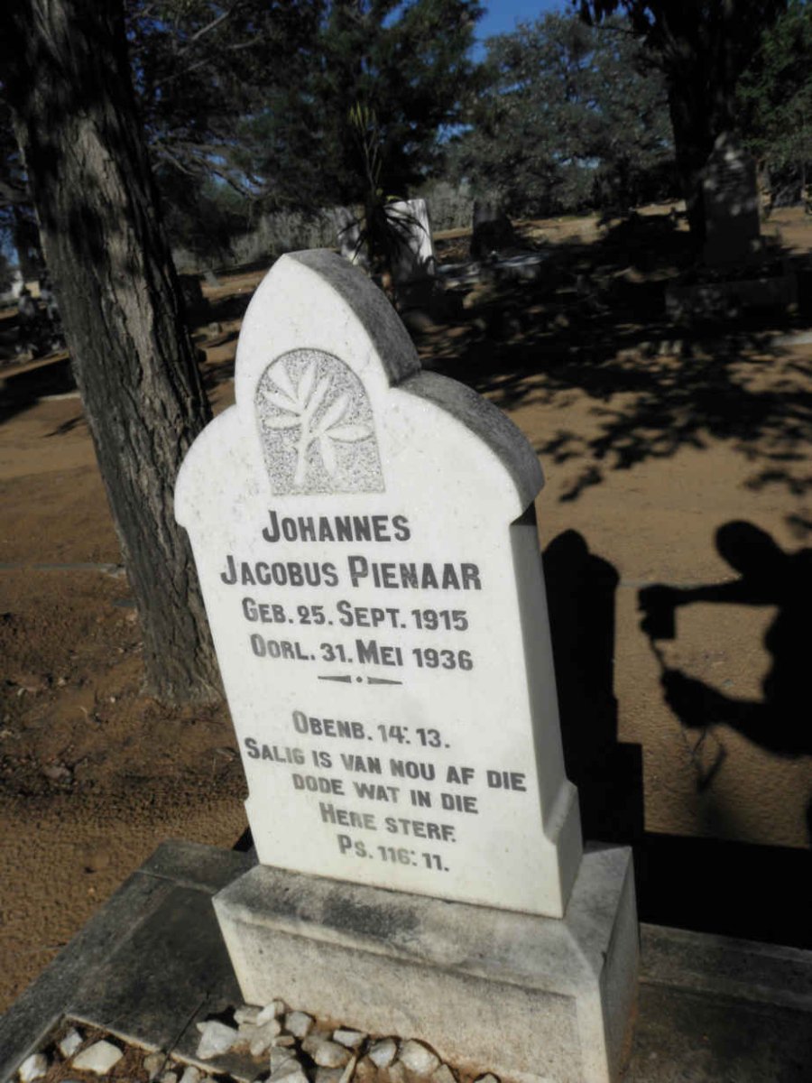 PIENAAR Johannes Jacobus 1915-1936