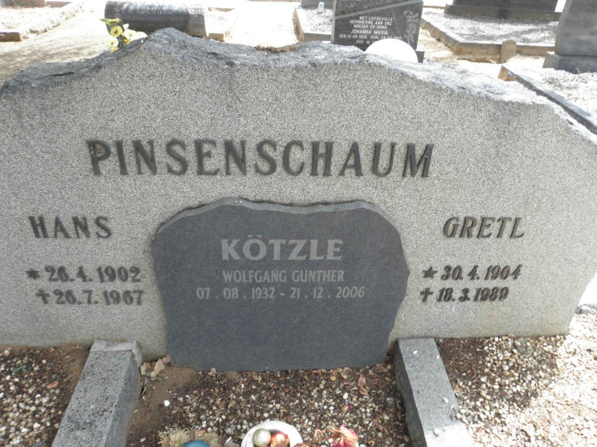 PINSENSCHAUM :: KOTZLE