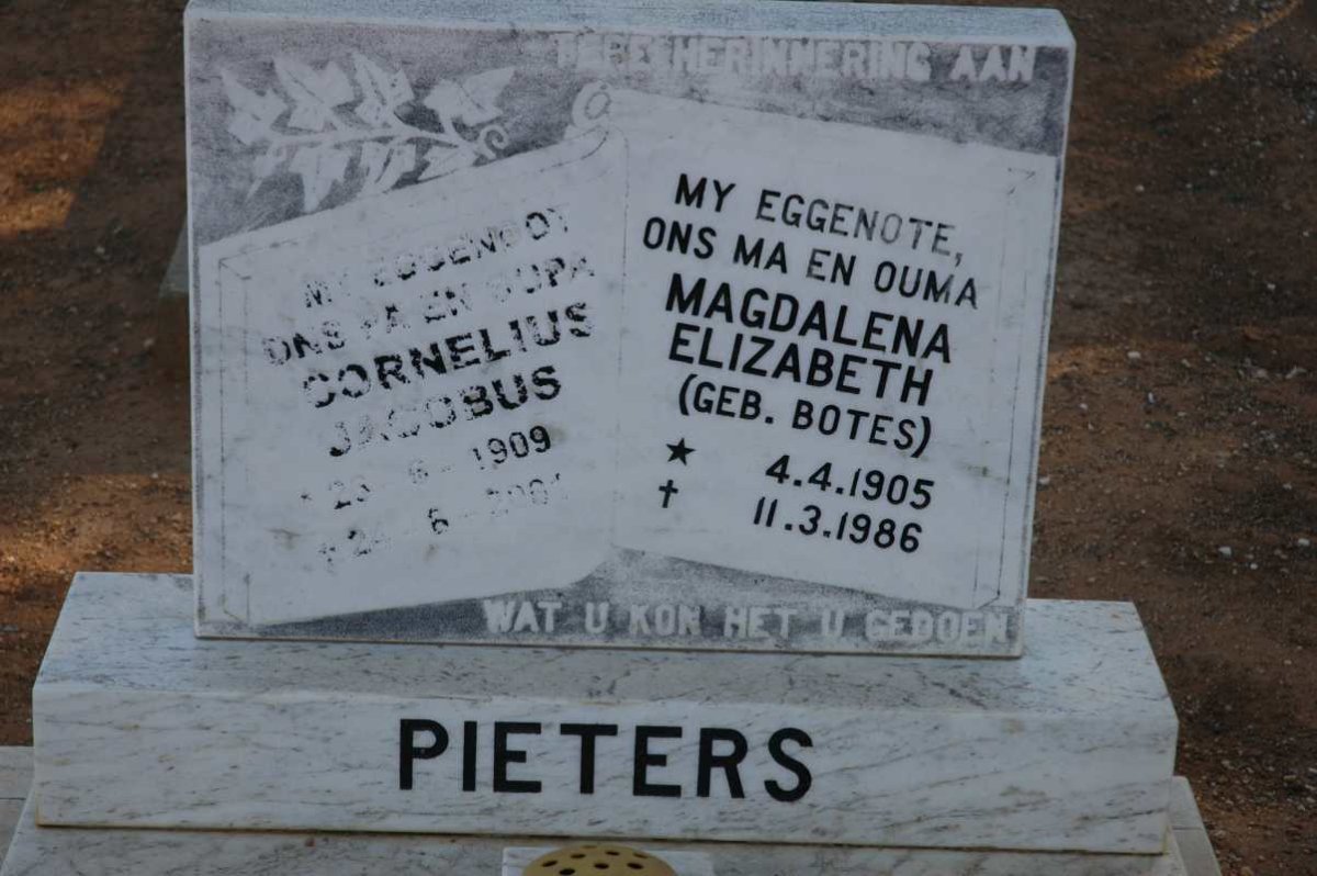 PIETERS Cornelius Jacobus 1909-200? &amp; Magdalena Elizabeth BOTES 1905-1986
