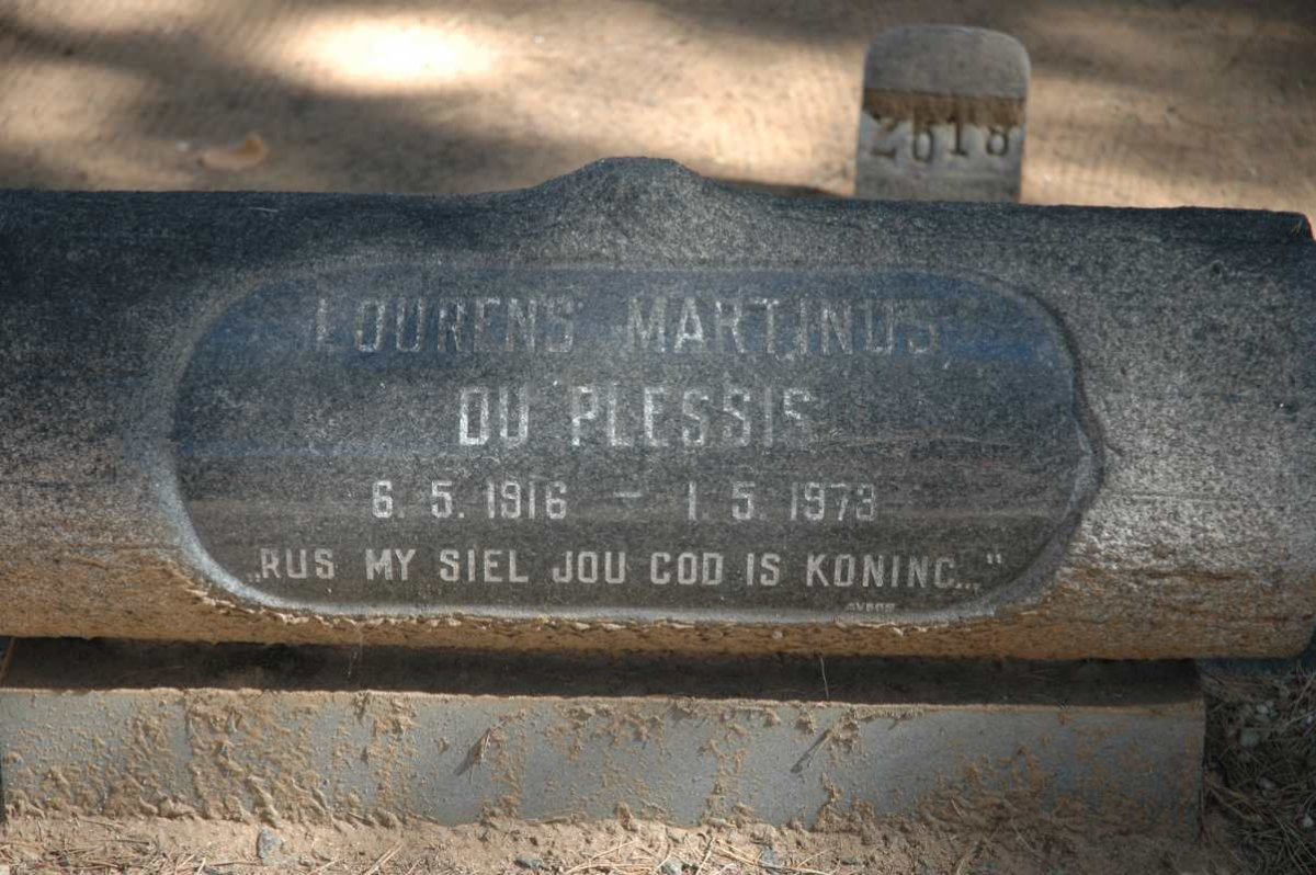 PLESSIS Lourens Martinus, du 1916-1973