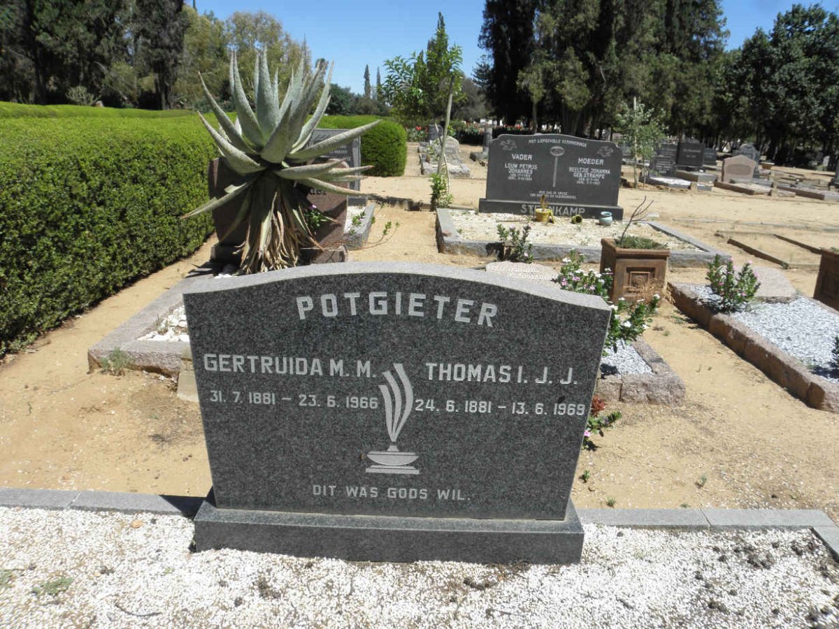 POTGIETER Thomas I.J.J. 1881-1969 &amp; Gertruida M.M. 1881-1966
