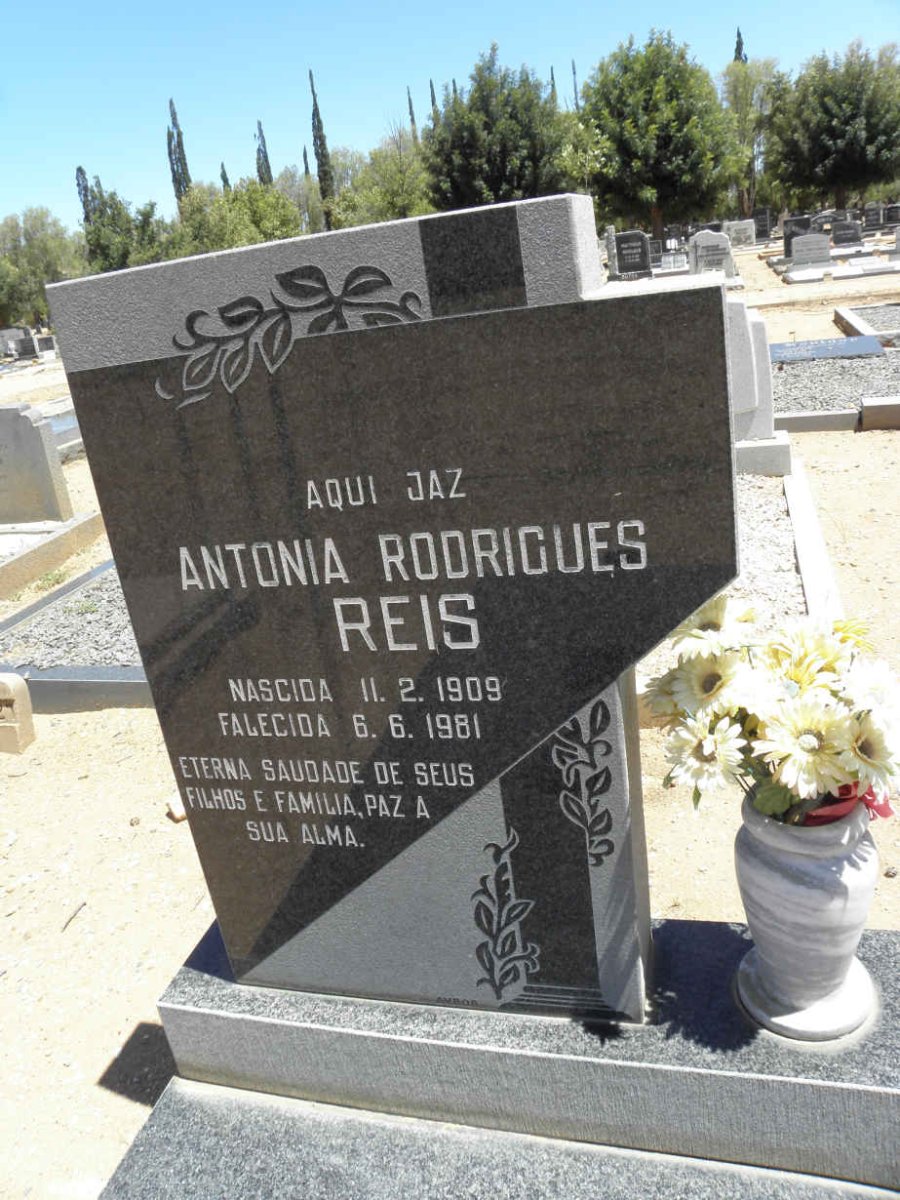 REIS Antonia Rodrigues 1909-1981