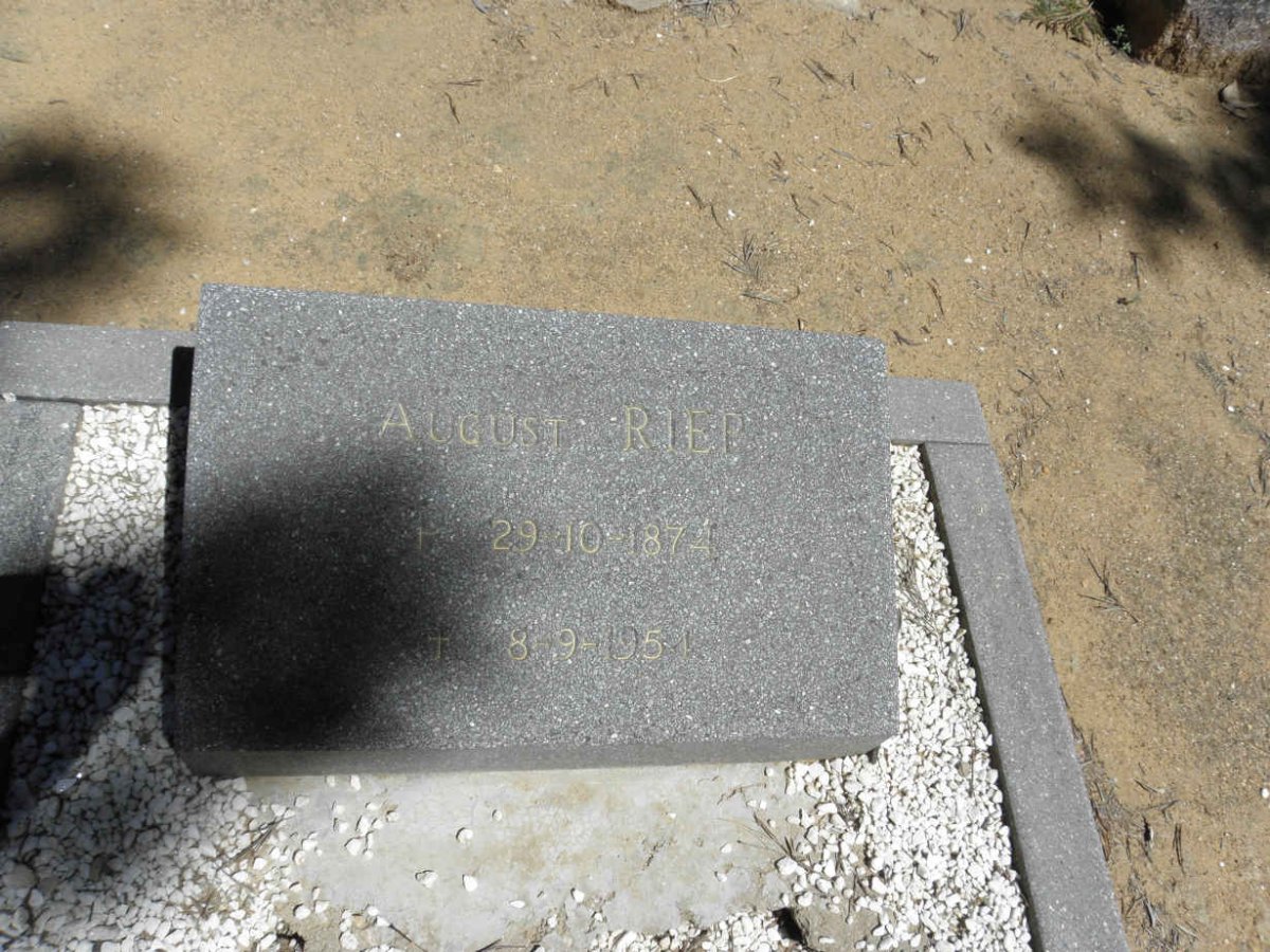 RIEP August 1874-1954