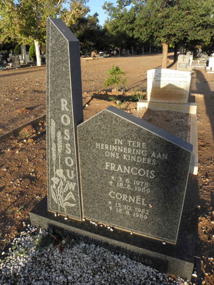 ROSSOUW Francois 1978-1989 :: ROSSOUW Cornél 1982-1989