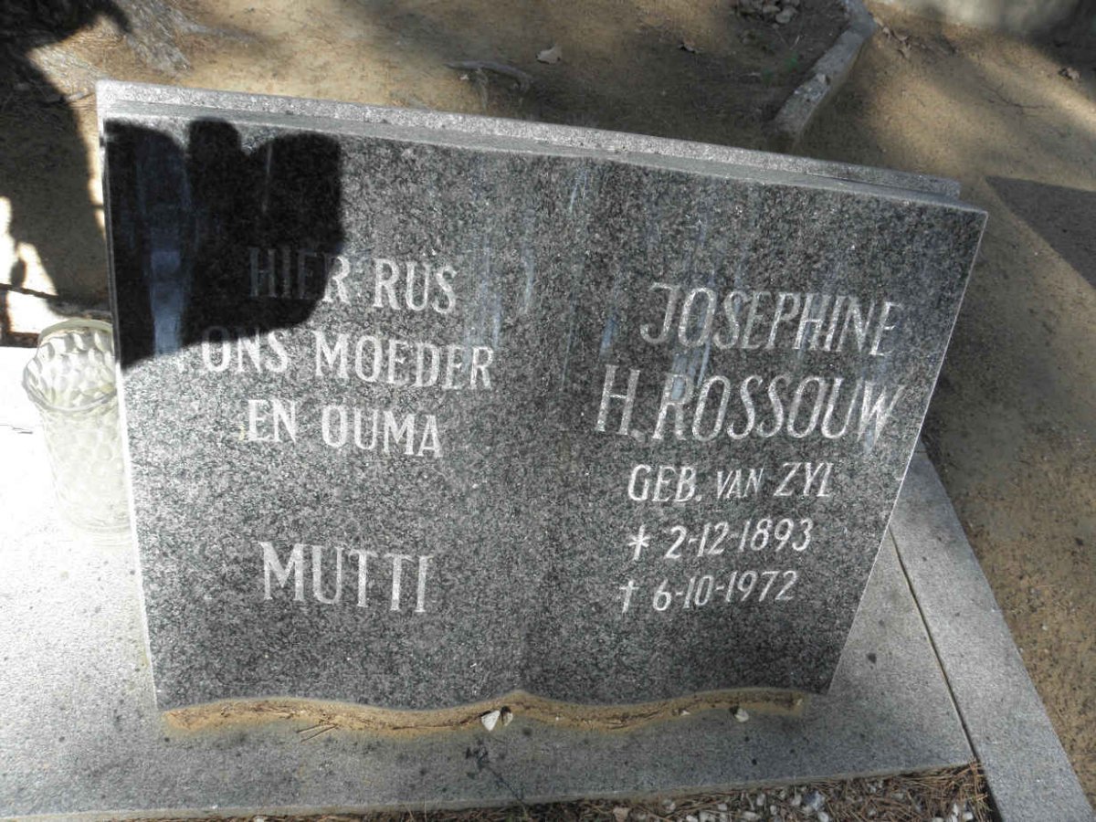 ROSSOUW Josephine H. nee VAN ZYL 1893-1972