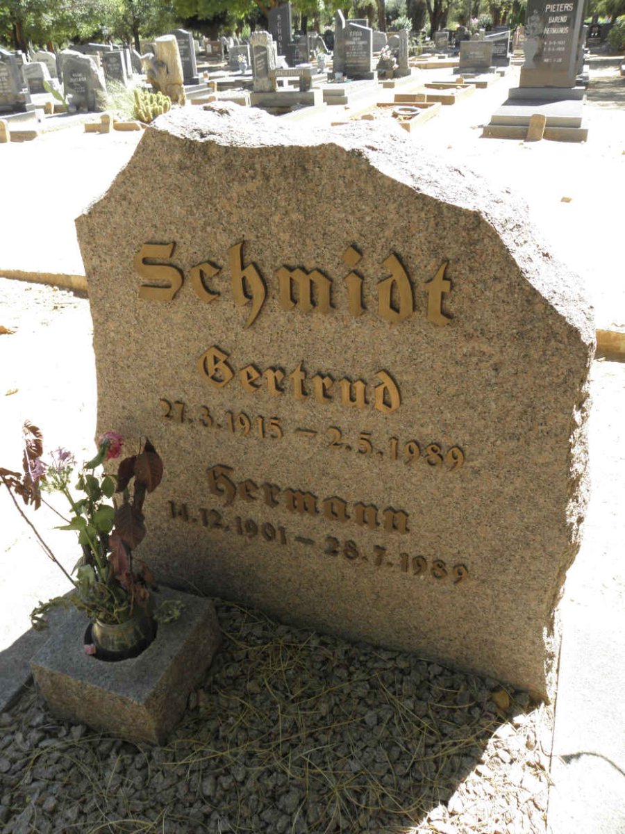SCHMIDT Hermann 1901-1989 &amp; Gertrud 1915-1989