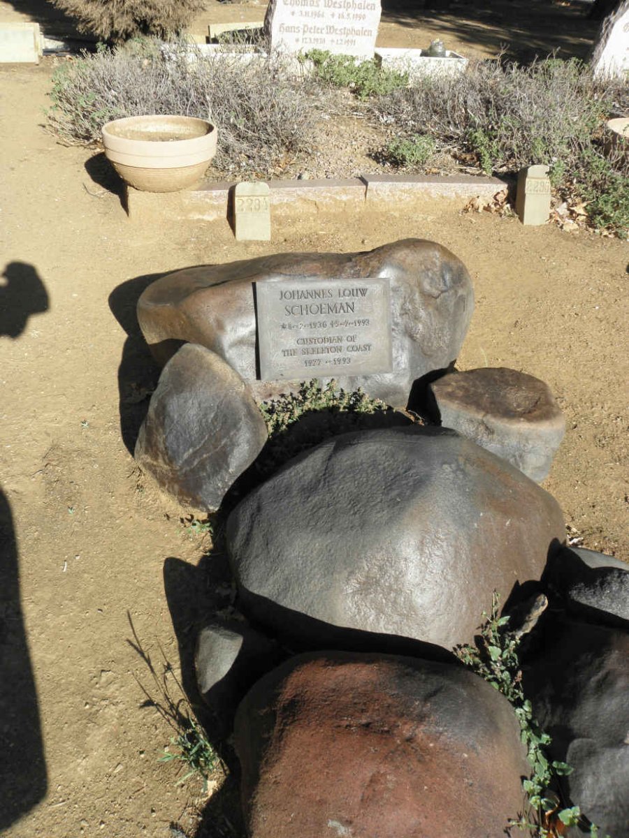 SCHOEMAN Johannes Louw 1936-1993