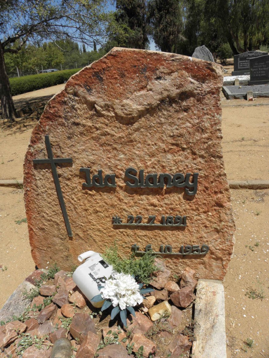 SLANEY Ida 1891-1959