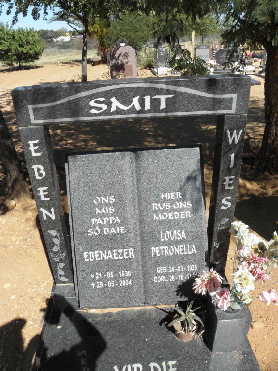 SMIT Ebenaezer 1938-2004 &amp; Louisa Petronella 1938-2007