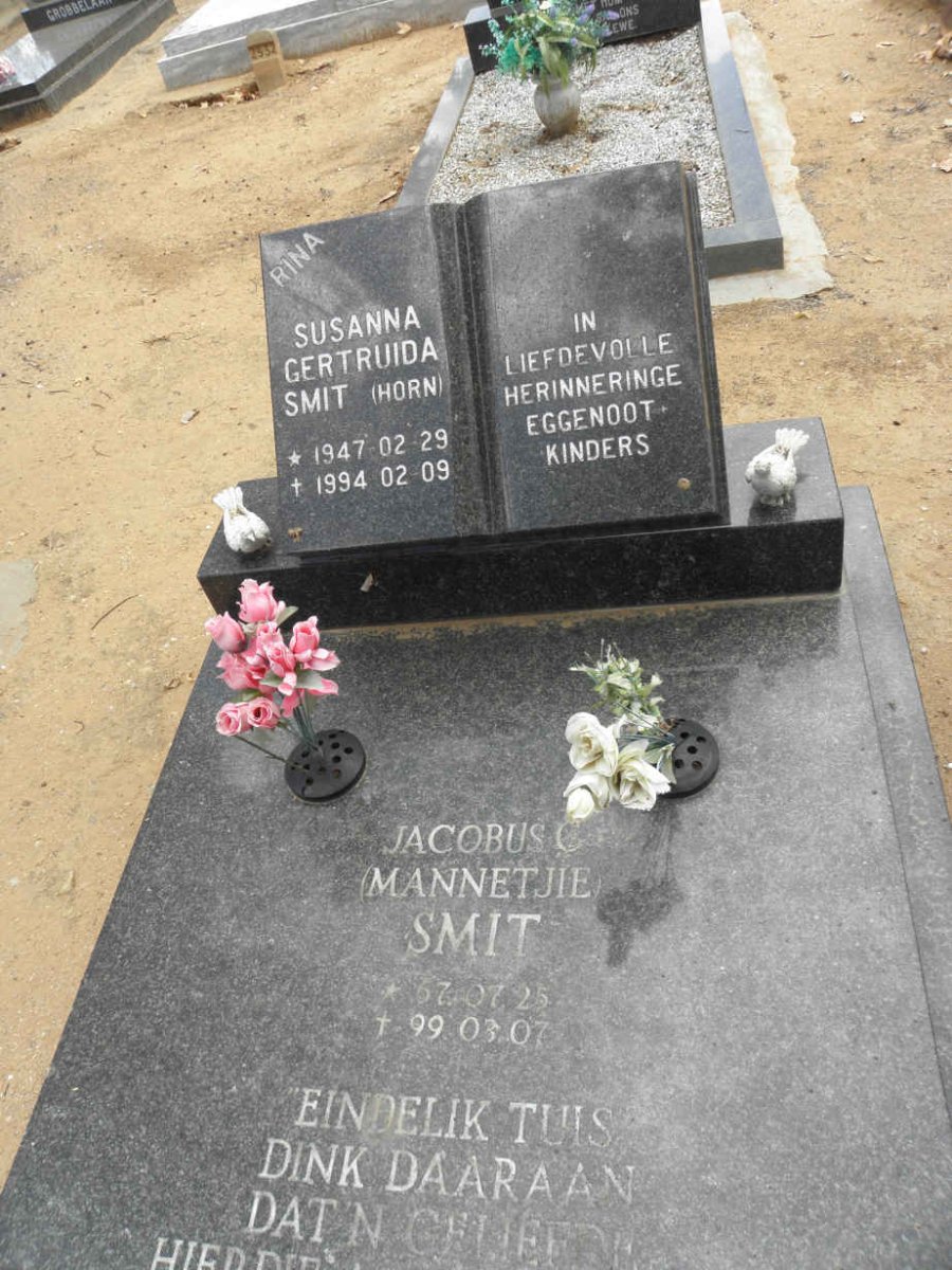 SMIT Jacobus C. 1967-1999 &amp; Susanna Gertruida HORN 1947-1994