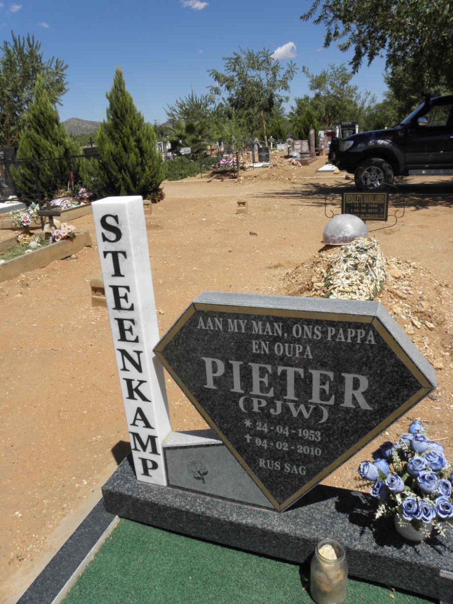 STEENKAMP P.J.W. 1953-2010