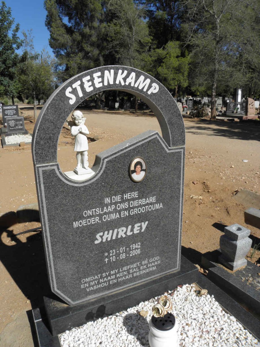 STEENKAMP Shirley 1942-2006