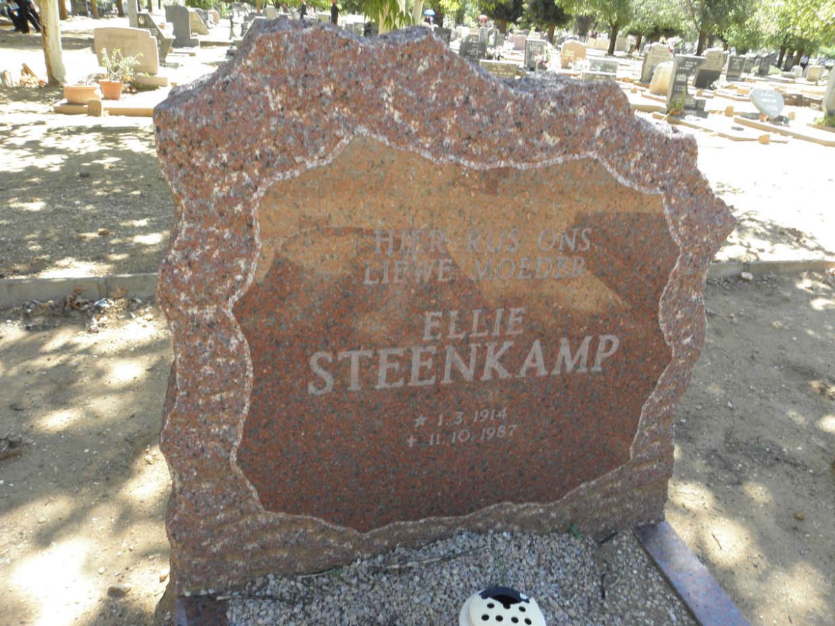 STEENKAMP Ellie 1914-1987