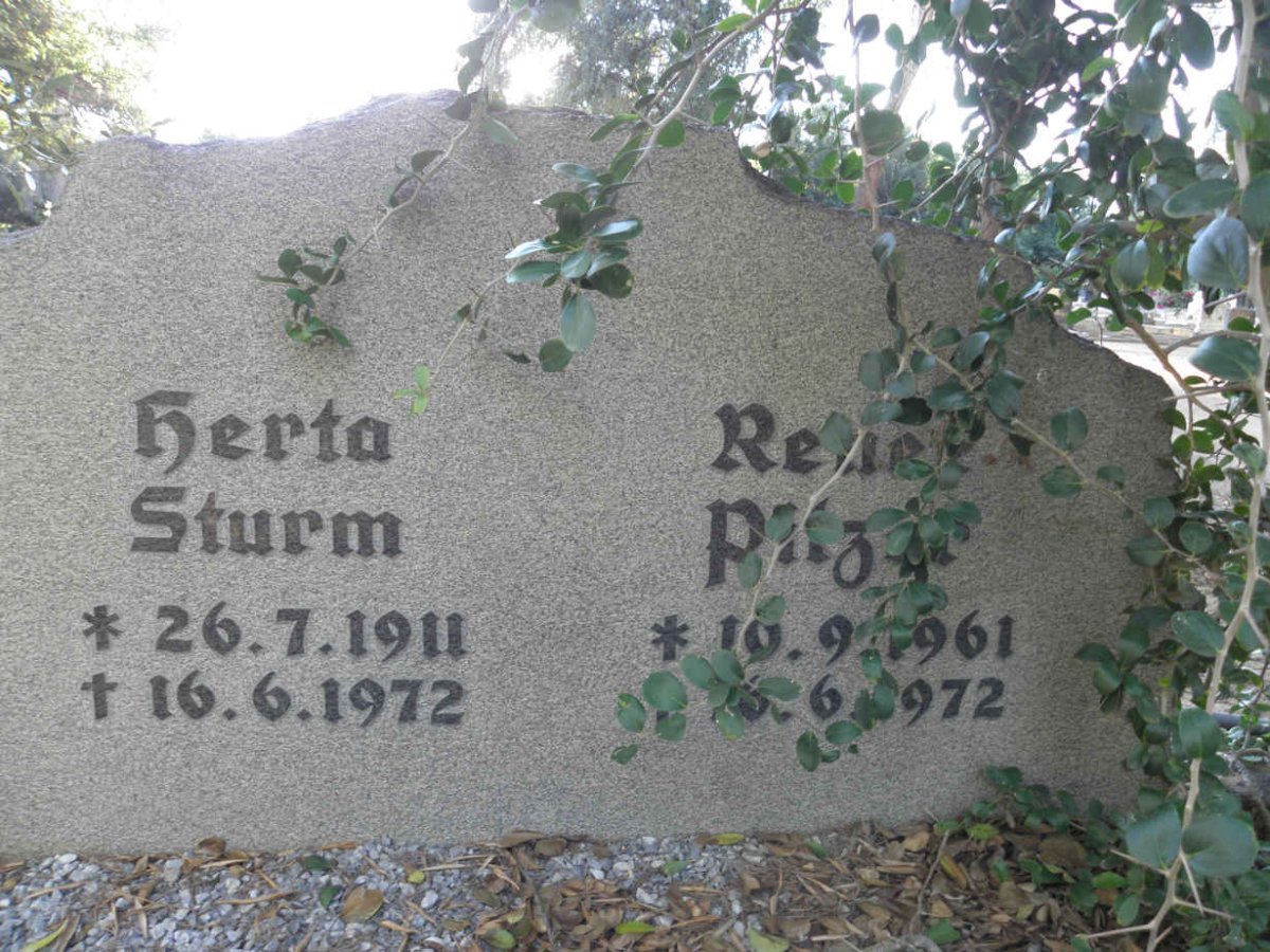 STURM Herta 1911-1972 :: PILZER Renee 1961-1972