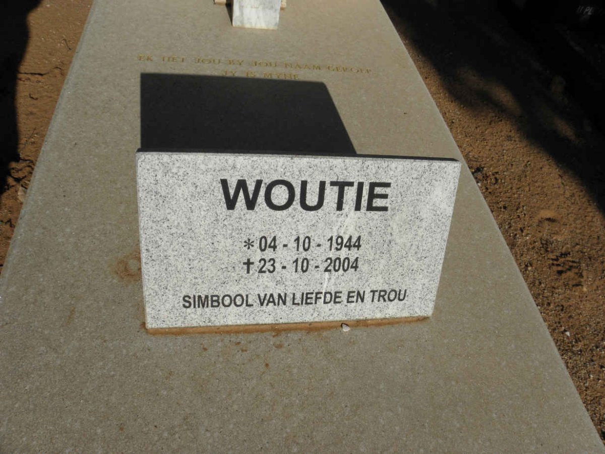 STRYDOM Herman 1969-1990 :: STRYDOM Woutie 1944-2004