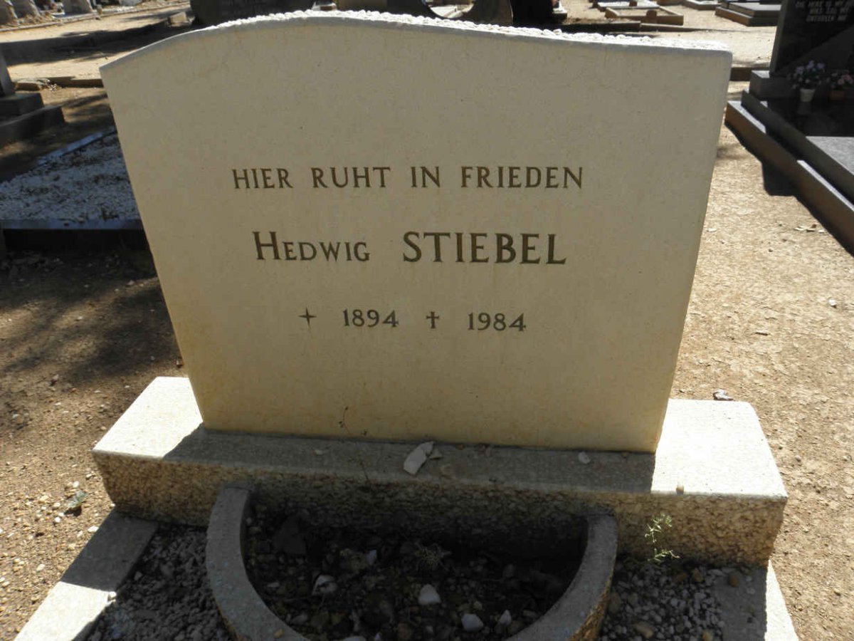 STIEBEL Hedwig 1894-1984
