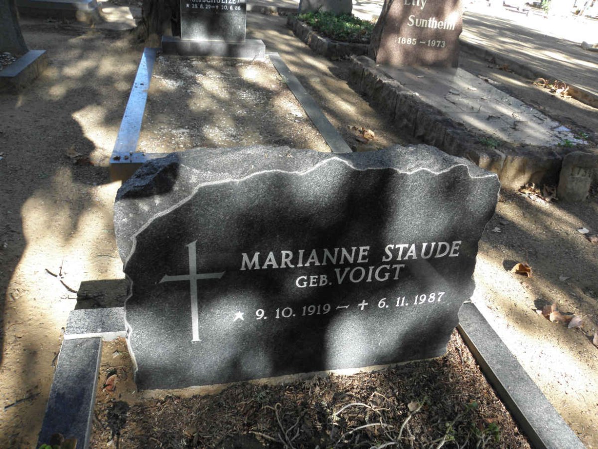 STAUDE Marianne nee VOIGT 1919-1987