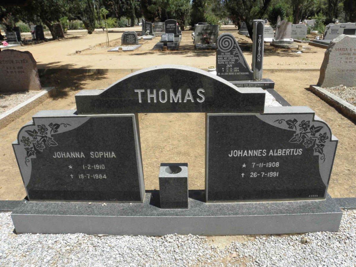 THOMAS Johannes Albertus 1908-1991 &amp; Johanna Sophia 1910-1984