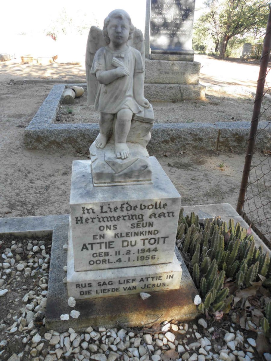TOIT Attie, du 1944-1956