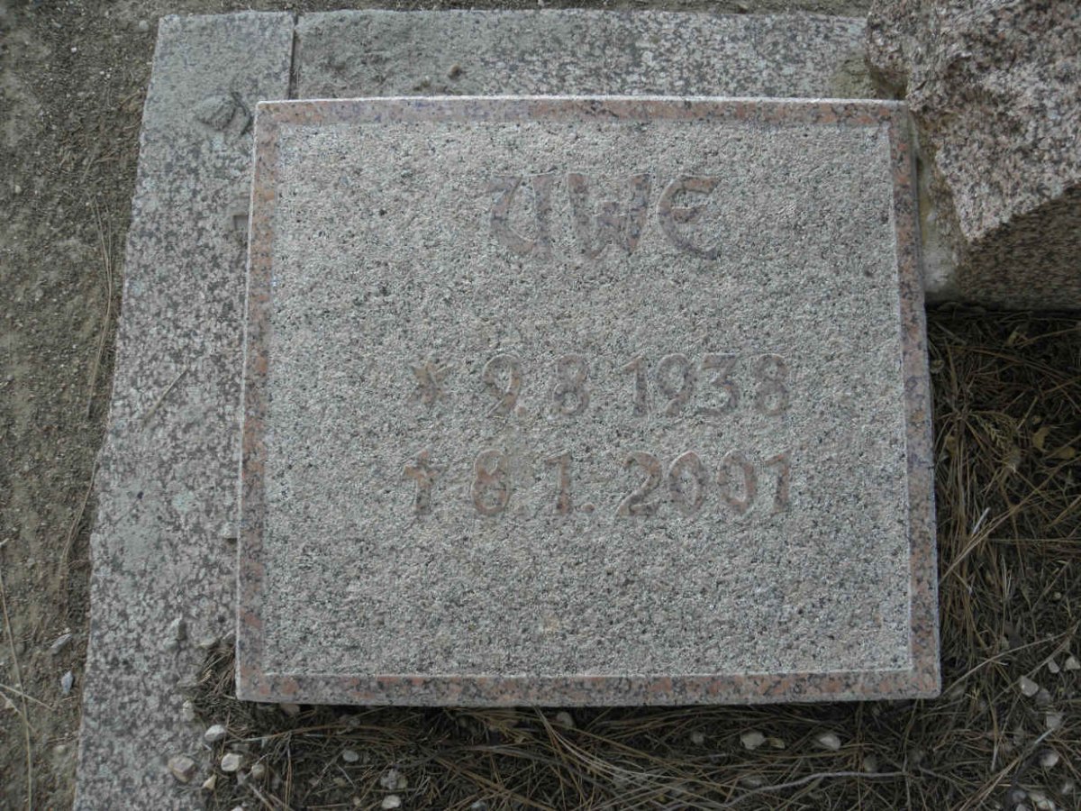 UWE 1938-2001