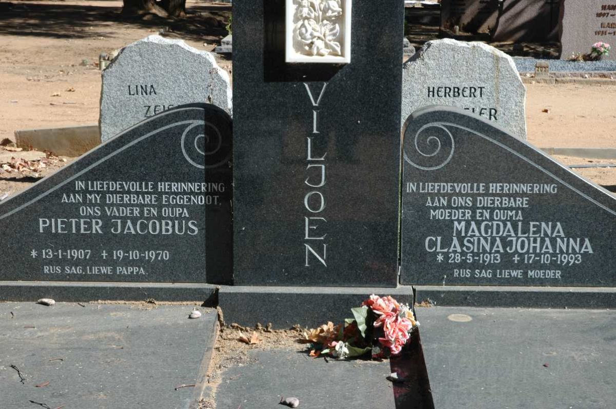 VILJOEN Pieter Jacobus 1907-1970 &amp; Magdalena Clasina Johanna 1913-1993