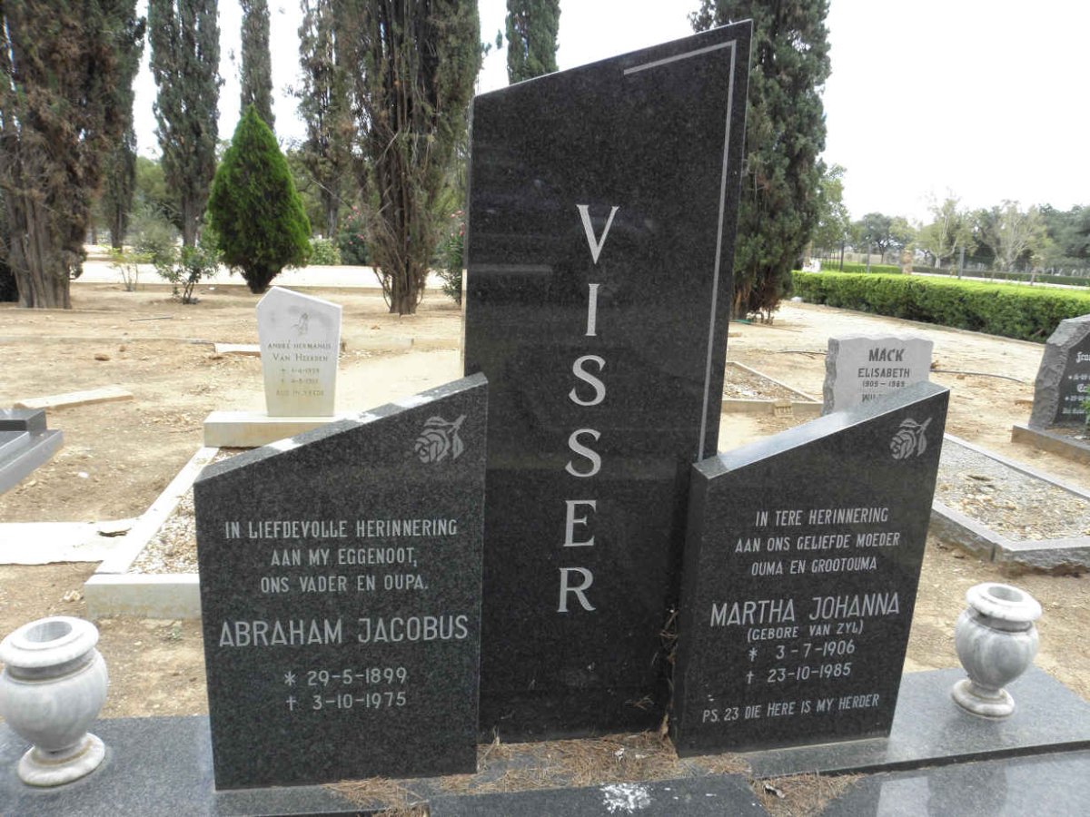 VISSER Abraham Jacobus 1899-1975 &amp; Martha Johanna VAN ZYL 1906-1985
