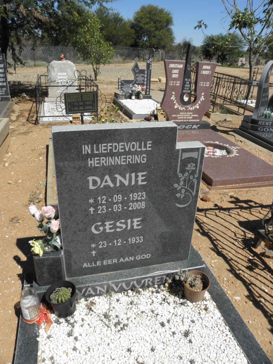 VUUREN Danie, van 1923-2008 &amp; Gesie 1933-