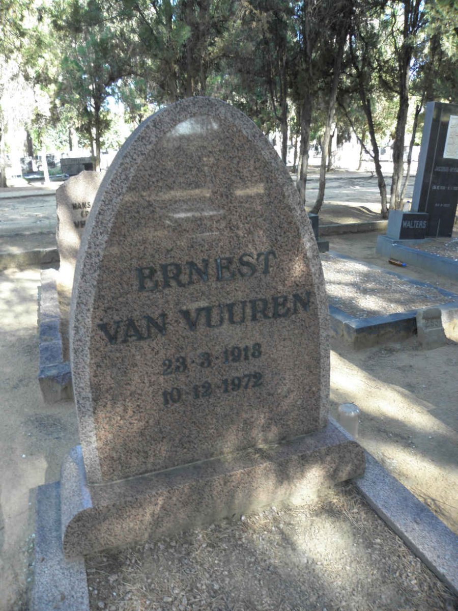 VUUREN Ernest, van 1918-1972