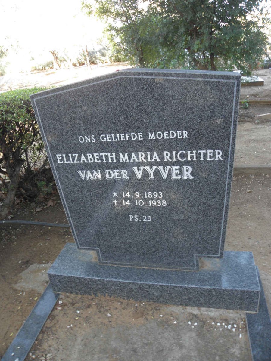 VYVER Elizabeth Maria Richter, van der 1893-1938
