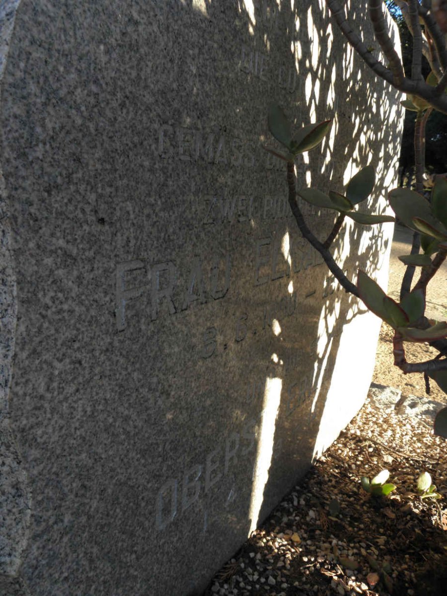 WEISS Oberst 18?9-1945 &amp; Elisabeth 1880-1965