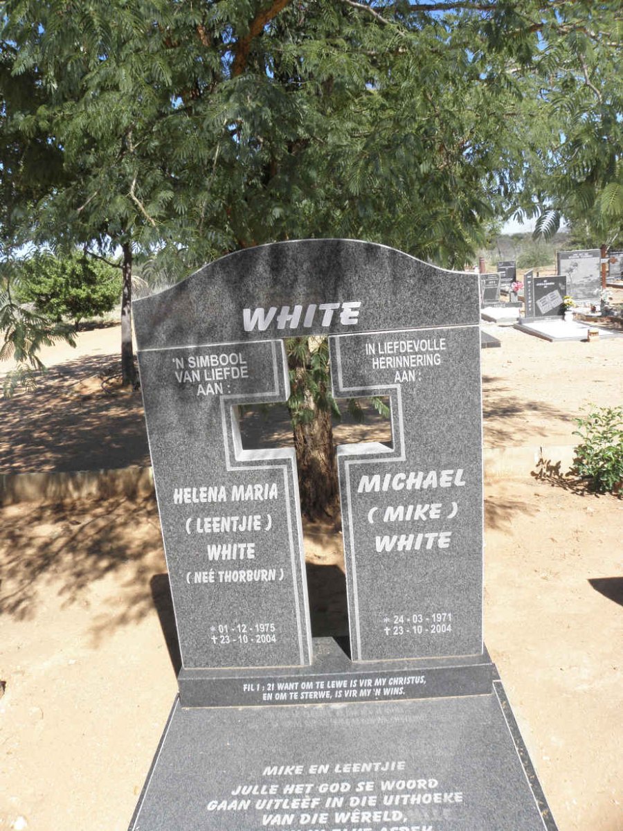WHITE Michael 1971-2004 &amp; Helena Maria THORNBURN 1975-2004