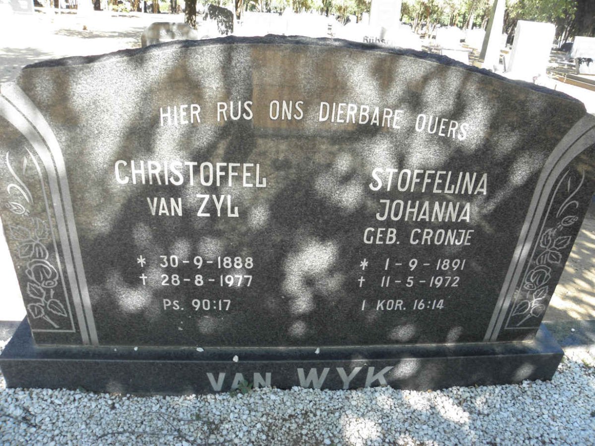 WYK Christoffel van Zyl, van 1888-1977 &amp; Stoffelina Johanna CRONJE 1891-1972