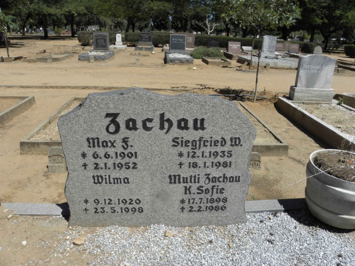 ZACHAU