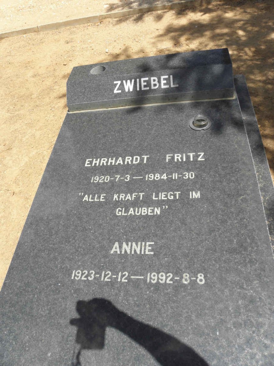 ZWIEBEL Ehrhardt Fritz 1920-1984 &amp; Annie 1923-1992